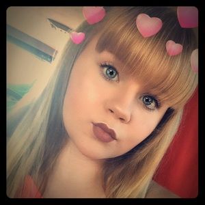 Meet your Posher, Savannah